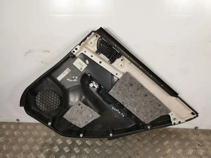 Subaru XV I (2011 - 2018) Обшивка задней двери — фото 2