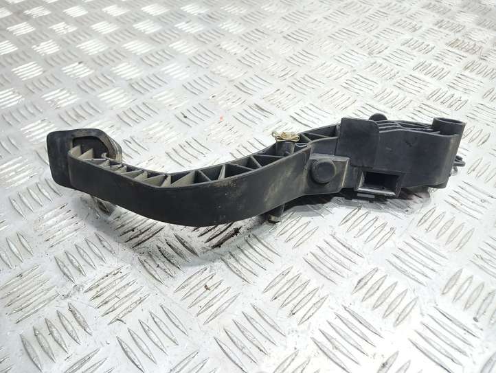 Ford Mondeo Mk III (2000 - 2007)  05543D19738 Педаль сцепления