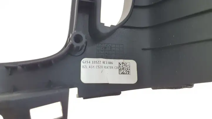 Ford Escape III (2013 - 2019) GJ5418522AE Отделка блока климат-контроля — фото 3