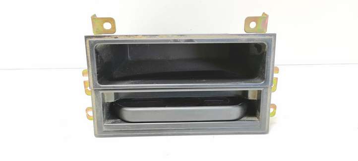 Daihatsu Sirion (1998 - 2004)  5881297202 Держатель чашки