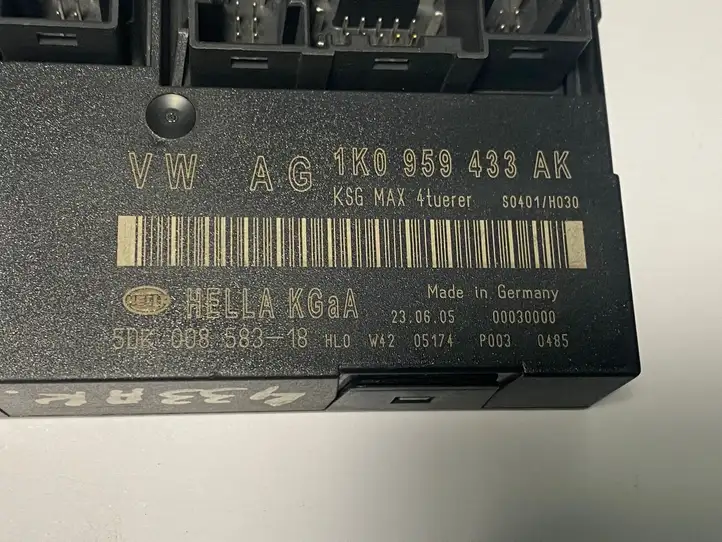 Volkswagen Touran I (2003 - 2010) 1K0959433AK Модуль комфорта — фото 3