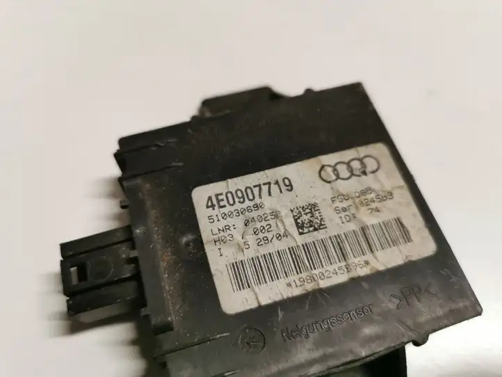 Audi A8 S8 D3 4E (2005 - 2007) 4E0907719 Блок управления сигнализацией — фото 3
