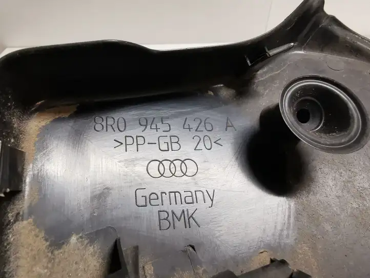 Audi Q5 SQ5 (2008 - 2012) 8R0945426A Деталь заднего фонаря — фото 3