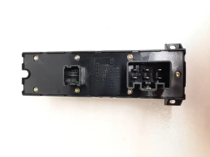 Ford Focus C-MAX (2003 - 2010) 03168002 Кнопка стеклоподъемников — фото 4