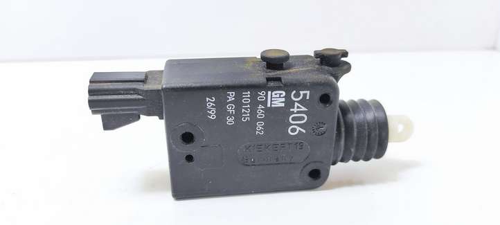 Opel Astra (1998 - 2004)  90460062 Привод замка задней двери