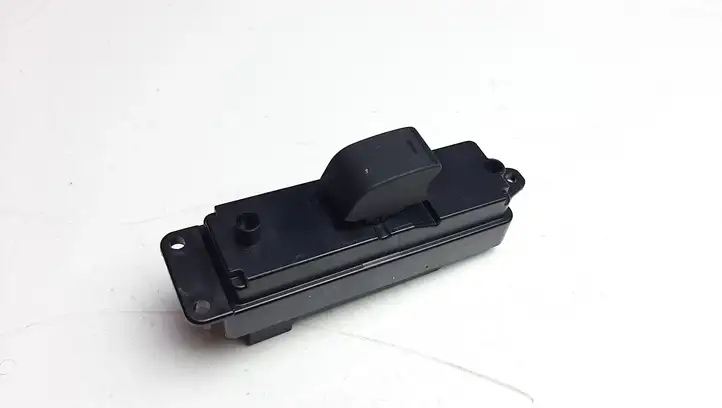 Mazda 6 (2002 - 2005) 03124610 Кнопка стеклоподъемников — фото 1