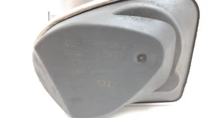 Audi A3/S3 8L (1996 - 2000) 408238323005 Дроссельная заслонка — фото 4