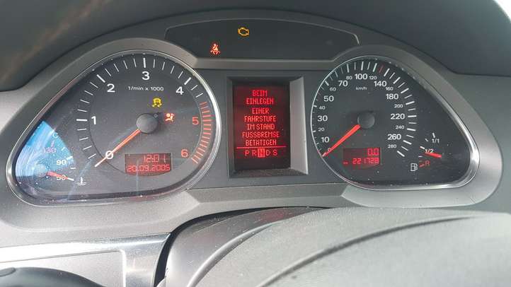 Audi A6 (2004 - 2008)  503000731203 Спидометр (приборный щиток)