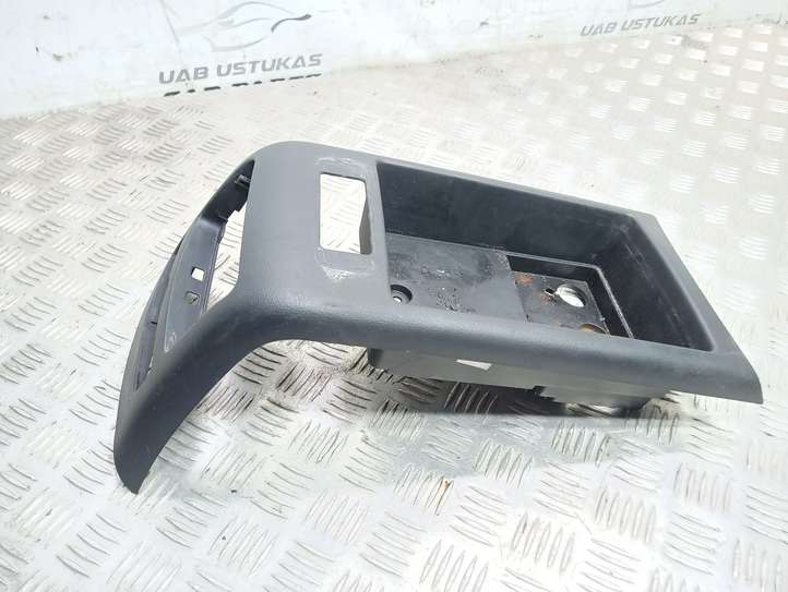 Audi A6 (2004 - 2008)  4F0863244C Другая центральная деталь консоли (туннеля)