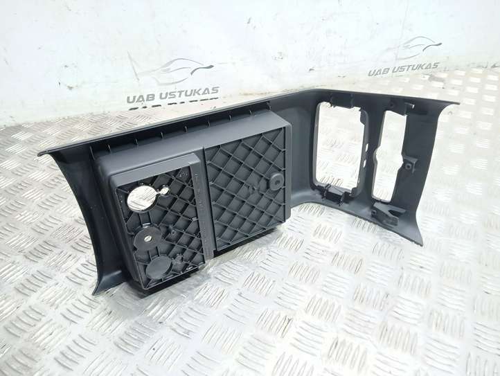 Audi A6 (2004 - 2008)  4F0863244C Другая центральная деталь консоли (туннеля)