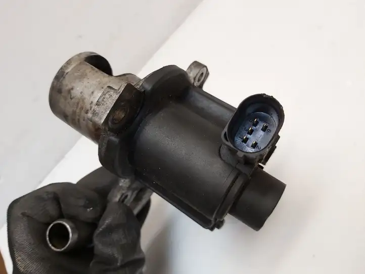 Nissan Juke I F15 (2010 - 2018) 8200846454 Клапан EGR — фото 5