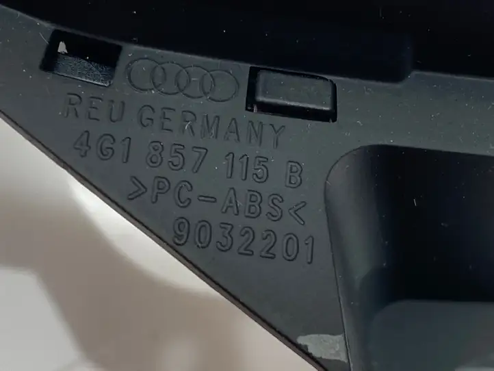 Audi A7 S7 4G (2014 - 2018) 4G1857115B Отделка панели приборов — фото 2
