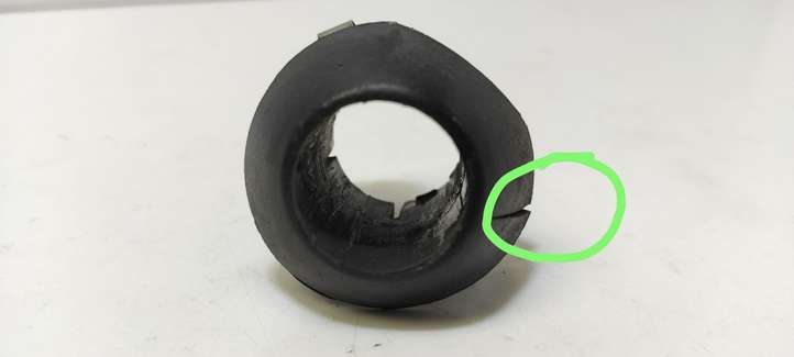 BMW X5 E53 (1999 - 2006)  8408383 Передний кронштейн  датчика парковки (PDC)