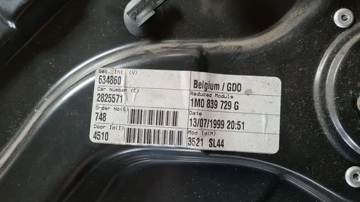 Seat Toledo II (1M) (1998 - 2006) 1M0839729G Механический стеклоподъемник задней двери — фото 2
