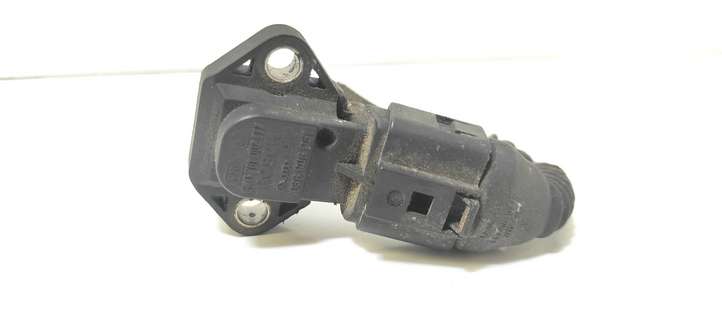 Volkswagen Bora (1998 - 2005)  038906051 Датчик давления воздуха