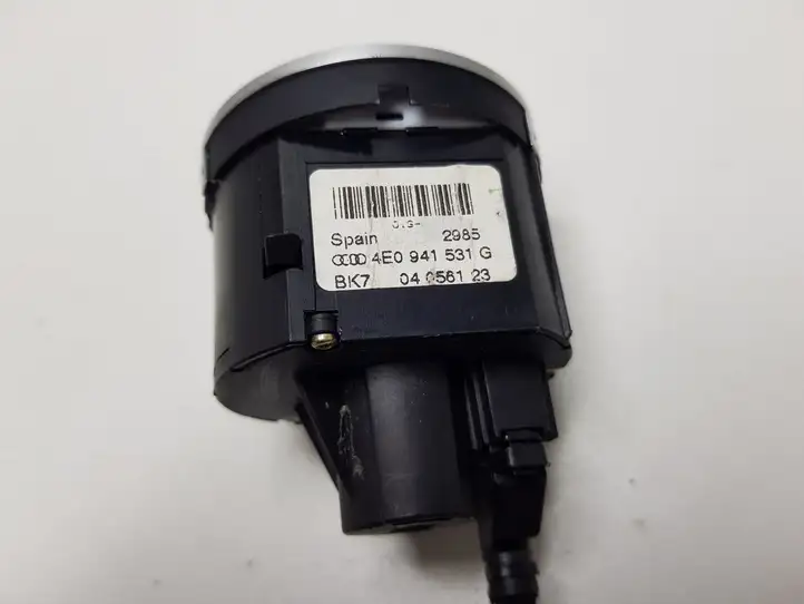 Audi A8 S8 D3 4E (2005 - 2007) 4E0941531G Включатель фонарей — фото 3
