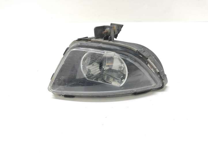 Hyundai i30 (2007 - 2012)   Передняя противотуманная фара
