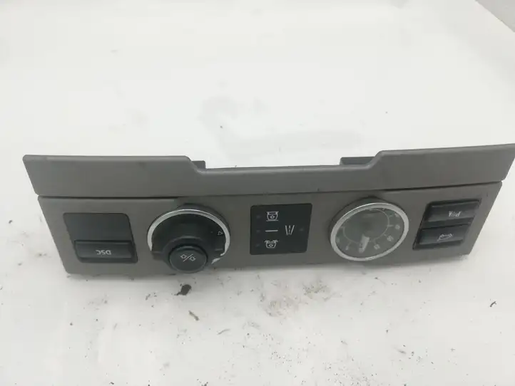 Land Rover Range Rover L322 (2002 - 2005) 6213690178501 Другая деталь консоли (туннеля) — фото 1