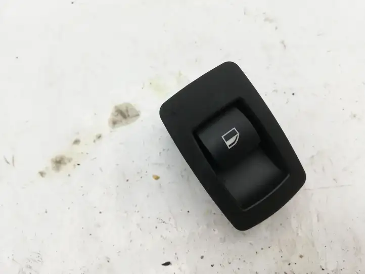 BMW 3 E90 E91 (2005 - 2012) 15939900 Кнопка стеклоподъемников — фото 1