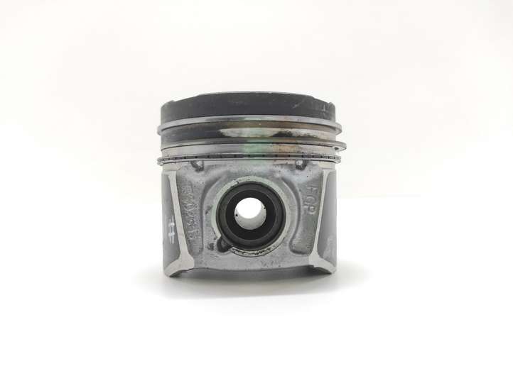 Fiat Panda (2004 - 2011)  73502643 Поршень (поршни)