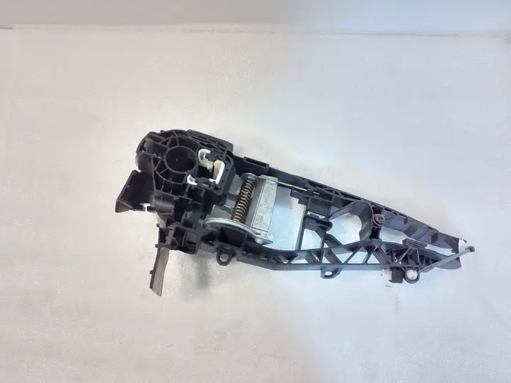 BMW X5 F15 (2013 - 2017) 7304804 Крепление наружной ручки передней двери — фото 5