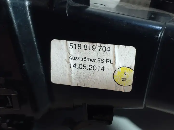 Volkswagen Golf Sportsvan (2014 - 2017) 518819704A Боковой воздушный дефлектор — фото 4