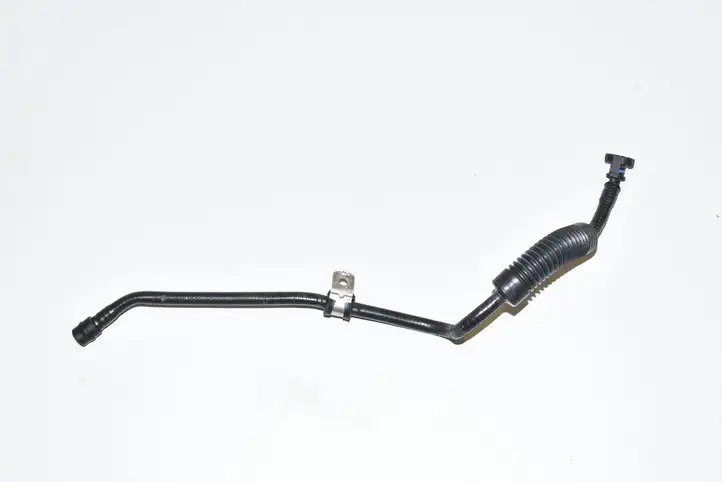 BMW M4 F82 F83 (2014 - 2020) 8602280 Трубка топливной системы — фото 2
