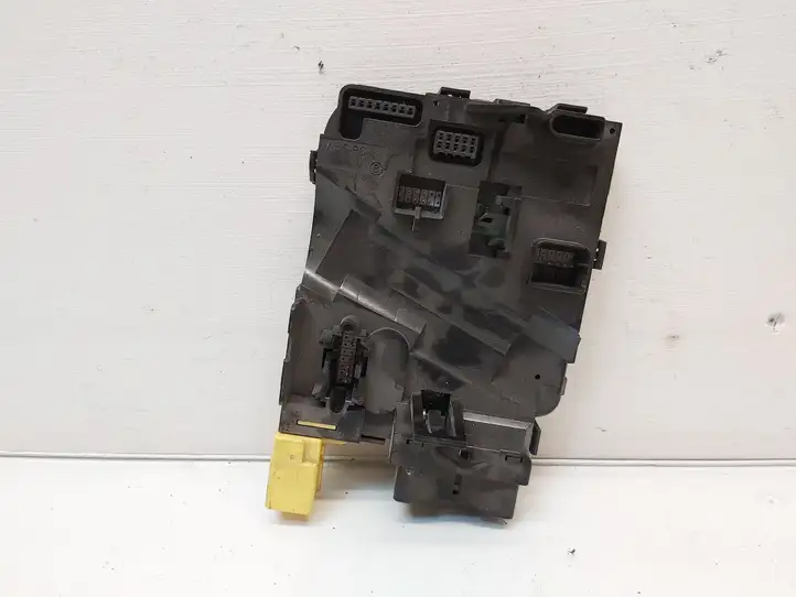 Volkswagen Touran I (2003 - 2010) 1K0953549BM Датчик угла поворота руля — фото 3