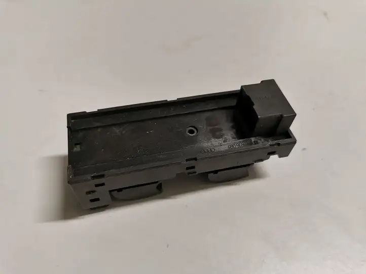 Audi A6 S6 C5 4B (2001 - 2004) 4B0959851B Кнопка стеклоподъемников — фото 2