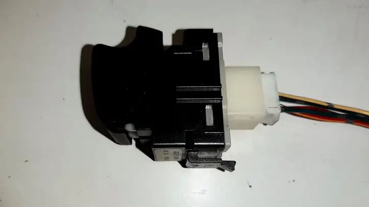 Toyota Avensis T250 (2006 - 2009) 8481005050 Блок кнопок стеклоподъемников — фото 2