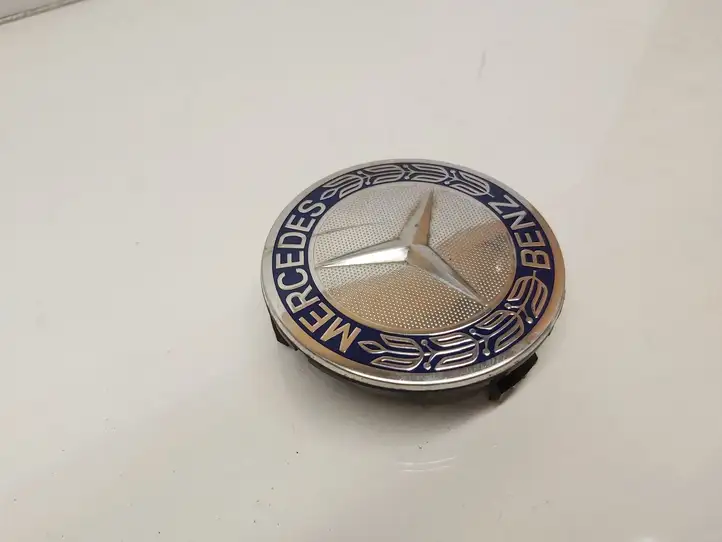 Mercedes-Benz GLC X253/C253 (2015 - ) A1714000025 Эмблема производителя — фото 1