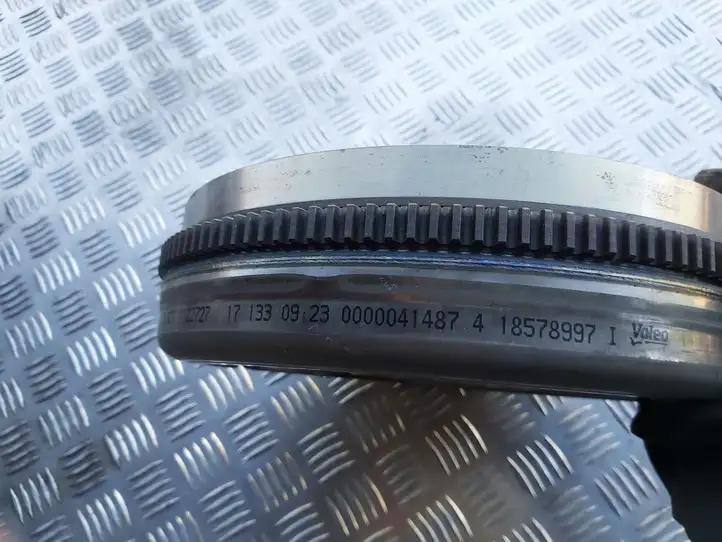 Mercedes-Benz CLA C117,X117,W117 (2013 - 2019) A2700301005 Маховик двигателя — фото 2