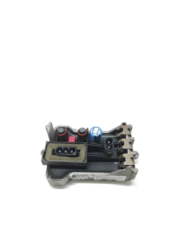 BMW 7 E65 E66 (2001 - 2008)  64116934390 Реостат вентилятора печки