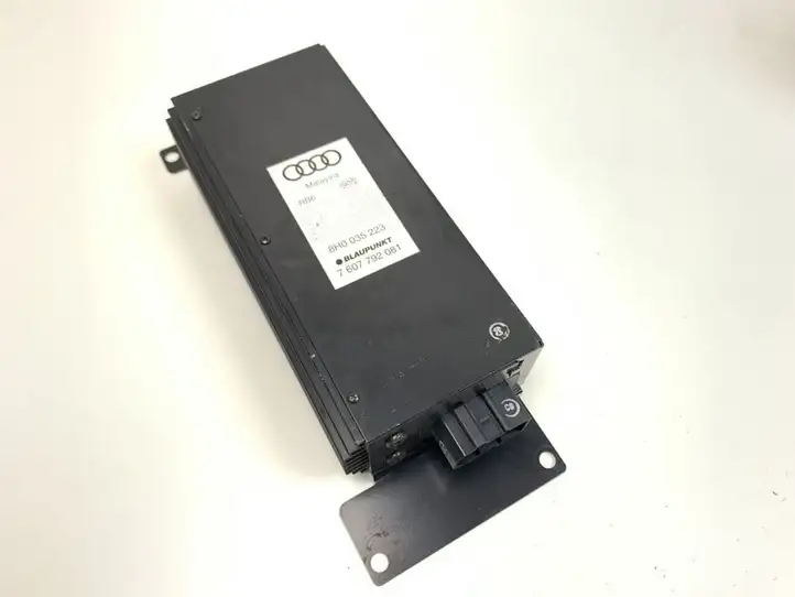 Audi A4 S4 B6 8E 8H (2000 - 2006) 8H0035223 Усилитель звука — фото 1
