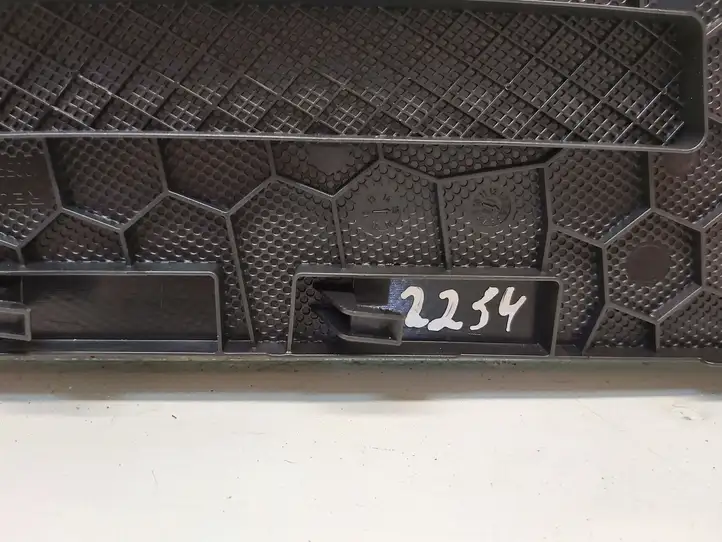 Mercedes-Benz B-class W246 (2014 - 2018) A2466890108 Прочие детали салона — фото 2