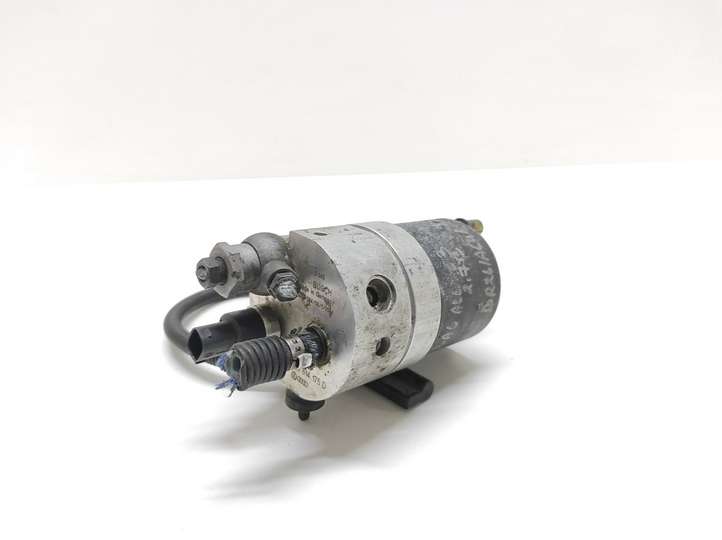 Audi A6 allroad (2000 - 2006)  8E0614175D Другие части тормозов