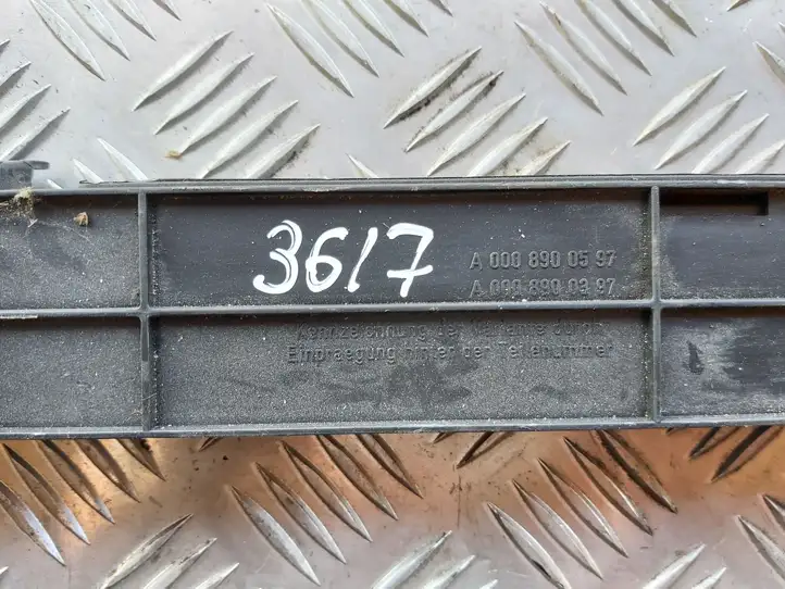 Mercedes-Benz CLA C117,X117,W117 (2013 - 2019) A0008900597 Аварийный знак — фото 2