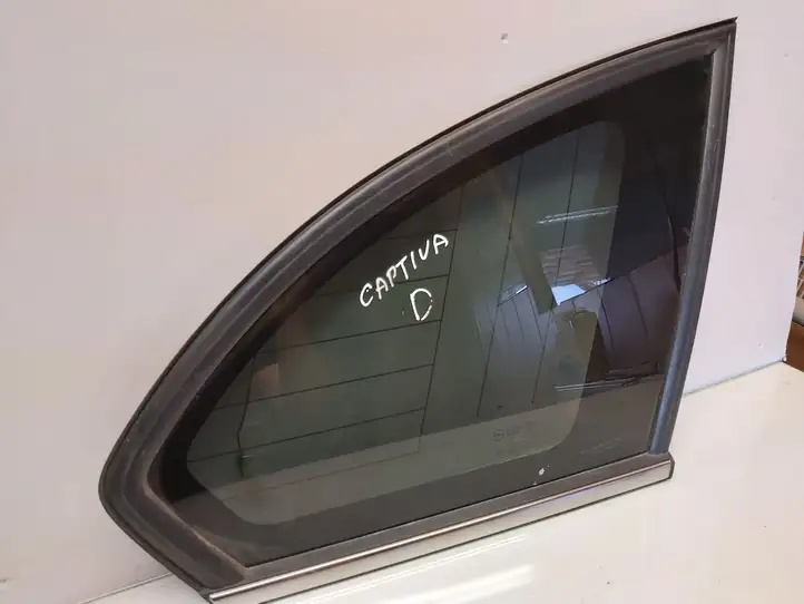 Chevrolet Captiva (2011 - 2013) 96622513 Заднее боковое стекло — фото 1