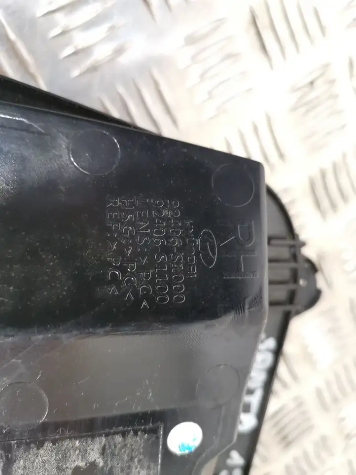 Hyundai Santa Fe (2018 - 2020) 92406S1000 Задний фонарь в крышке багажника — фото 3