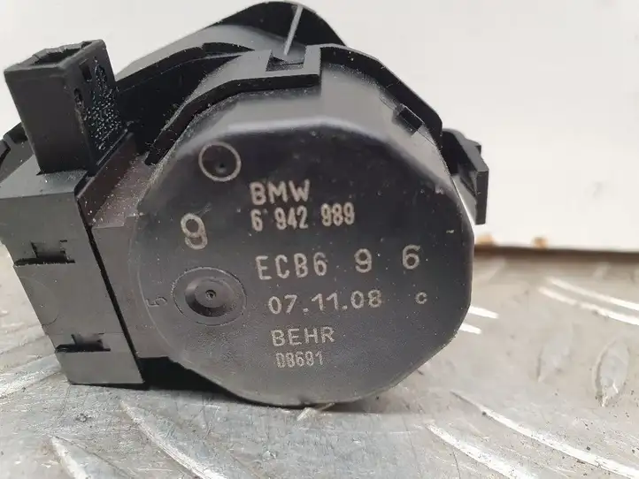 BMW 5 E60 E61 (2004 - 2010) 6942989 Двигатель задвижки потока воздуха — фото 2