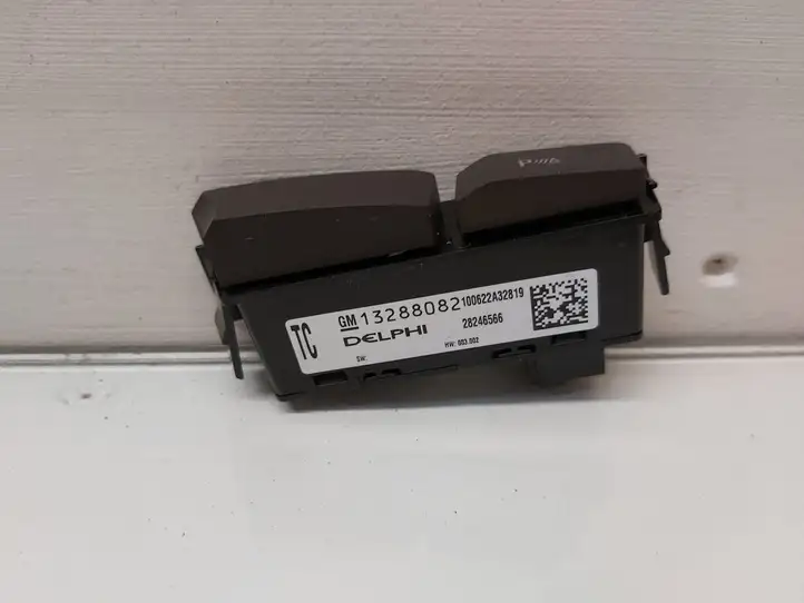 Opel Meriva B (2010 - 2014) 13288082 Кнопка парктроника — фото 3
