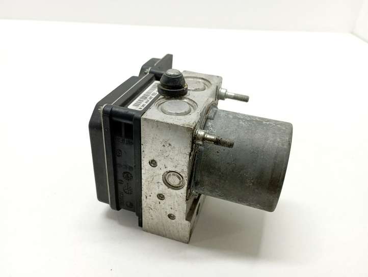 Audi A4 (2000 - 2006)  8E0910517C Блок ABS