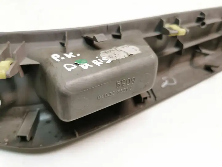 Toyota Yaris (2005 - 2009) 742220D010 Ручка закрывания двери — фото 6