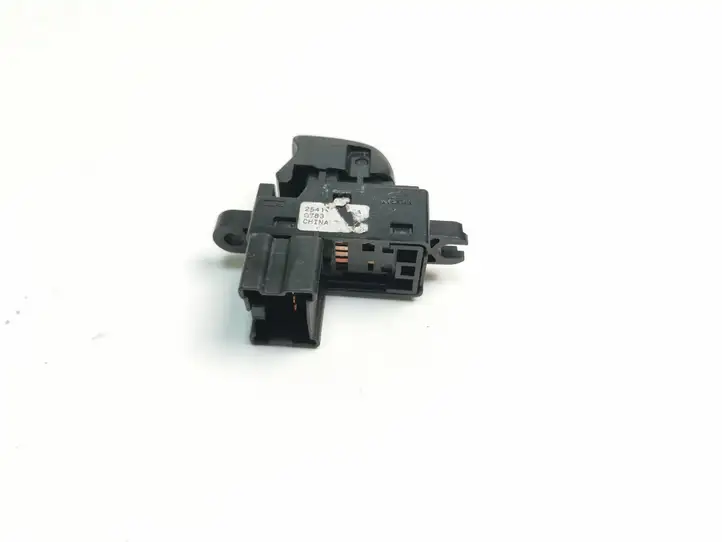 Nissan Juke I F15 (2010 - 2018) Блок кнопок стеклоподъемников — фото 4
