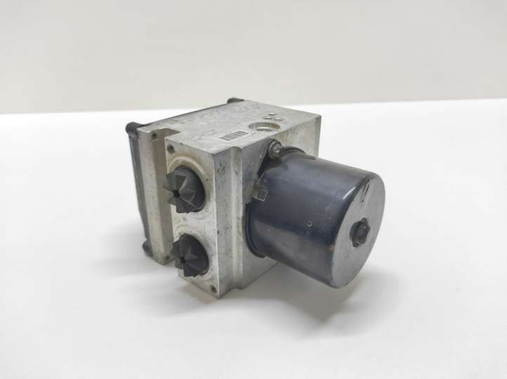 Volkswagen PASSAT B6 (2005 - 2010)  3C0614095P Блок ABS