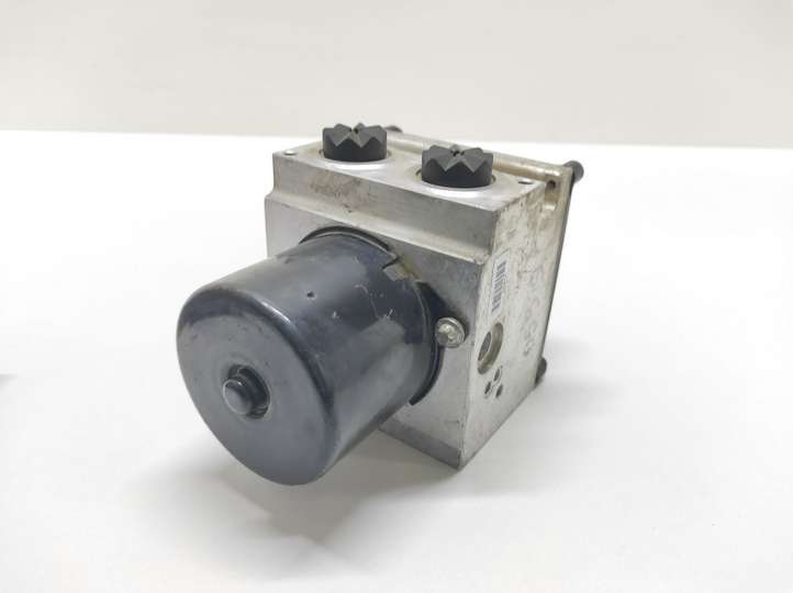 Volkswagen PASSAT B6 (2005 - 2010)  3C0614095S Блок ABS