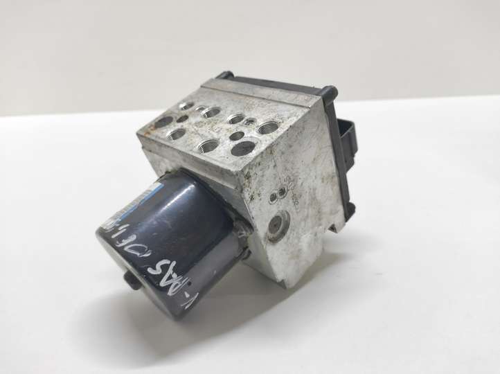 Volkswagen PASSAT B6 (2005 - 2010)  3C0614095P Блок ABS