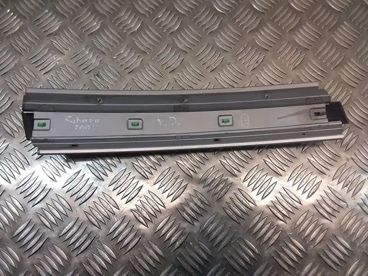 Subaru Legacy (2003 - 2009) Накладка порога — фото 4