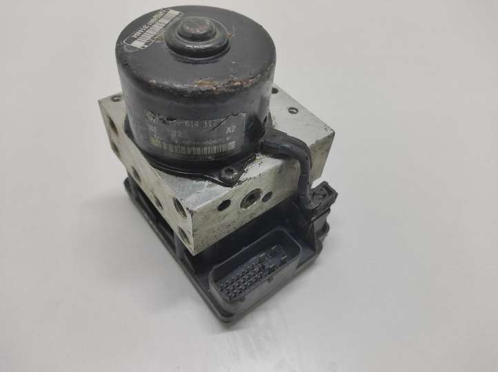 Volkswagen Golf IV (1998 - 2005)  1J0907379P Блок ABS