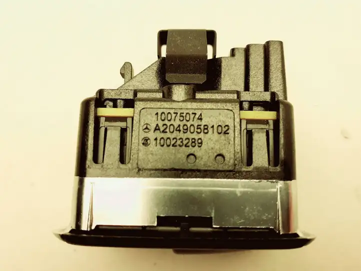 Mercedes-Benz E W212 (2009 - 2016) A2049058102 Блок кнопок стеклоподъемников — фото 5